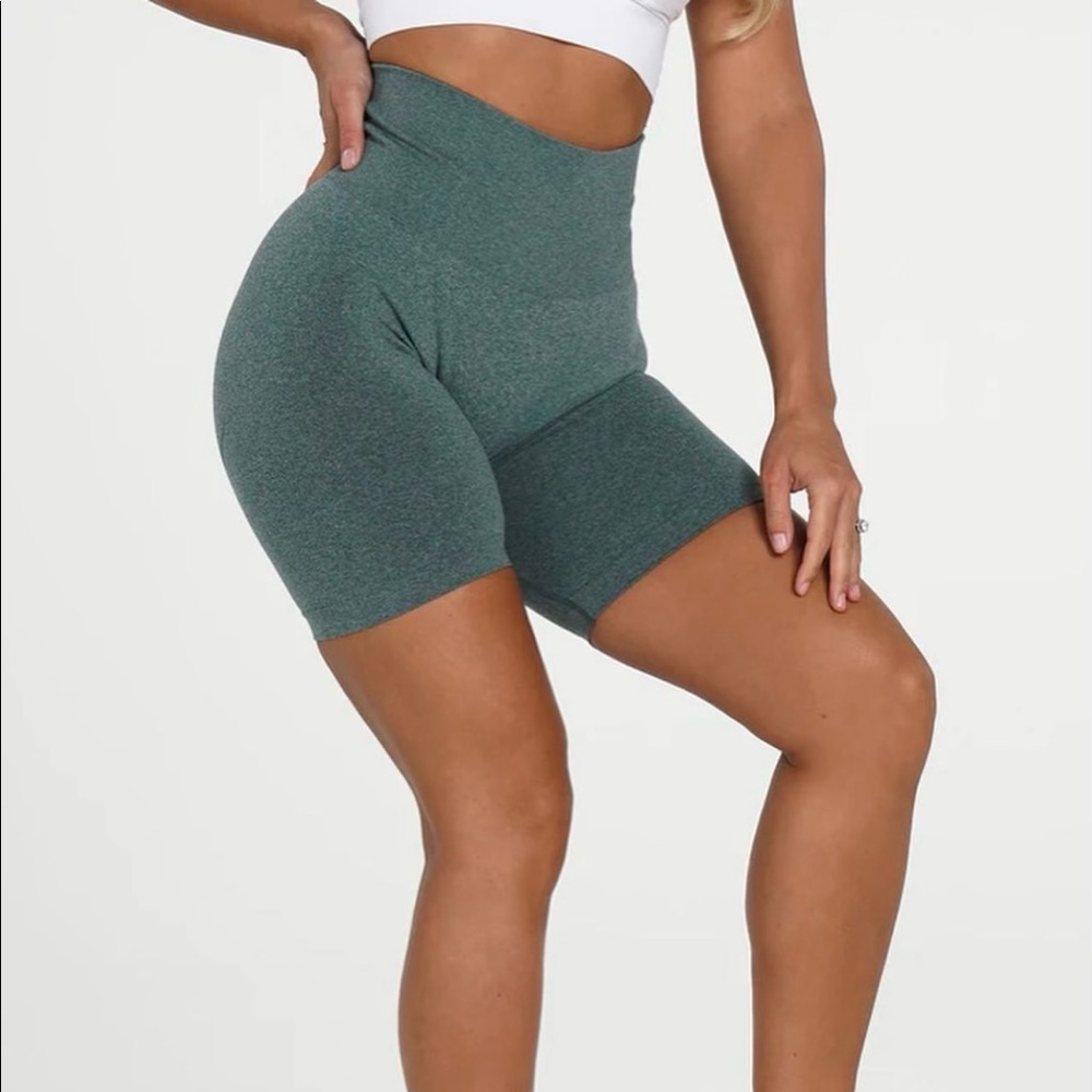NVGTN Biker Shorts